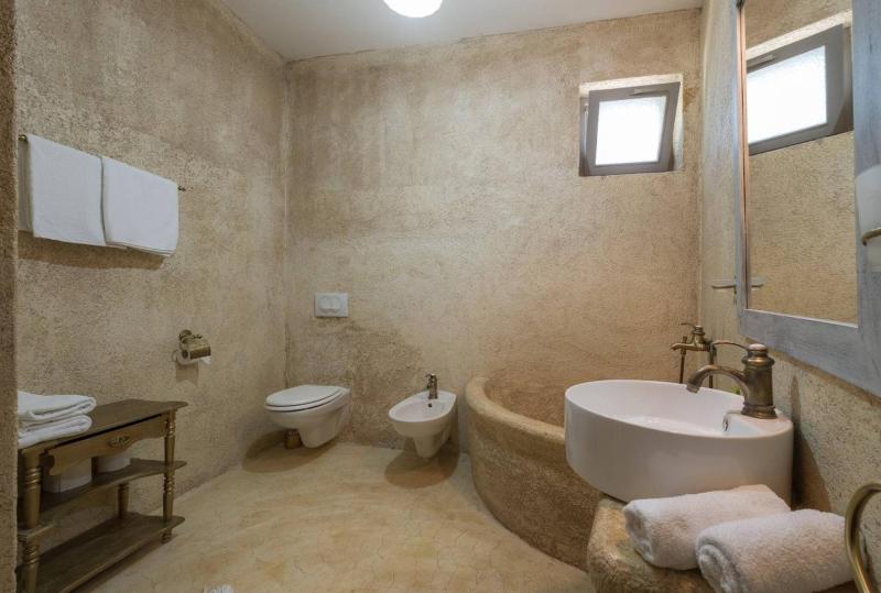 Luxury Villa Bol Oasis Brac With Heated Pool - image 4