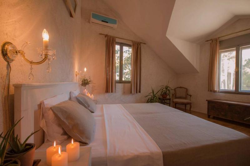 Luxury Villa Bol Oasis Brac With Heated Pool - image 9