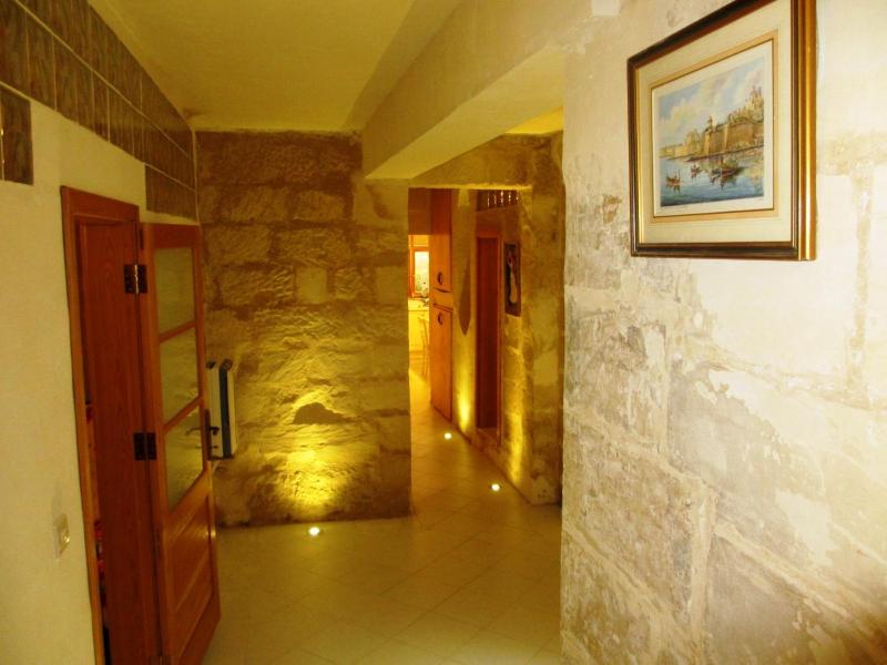19th Century Apartment - image 4