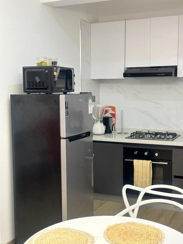 The Marina Luxe 2BR with DSQ in Westlands with Rooftop Pool and Gym - image 7