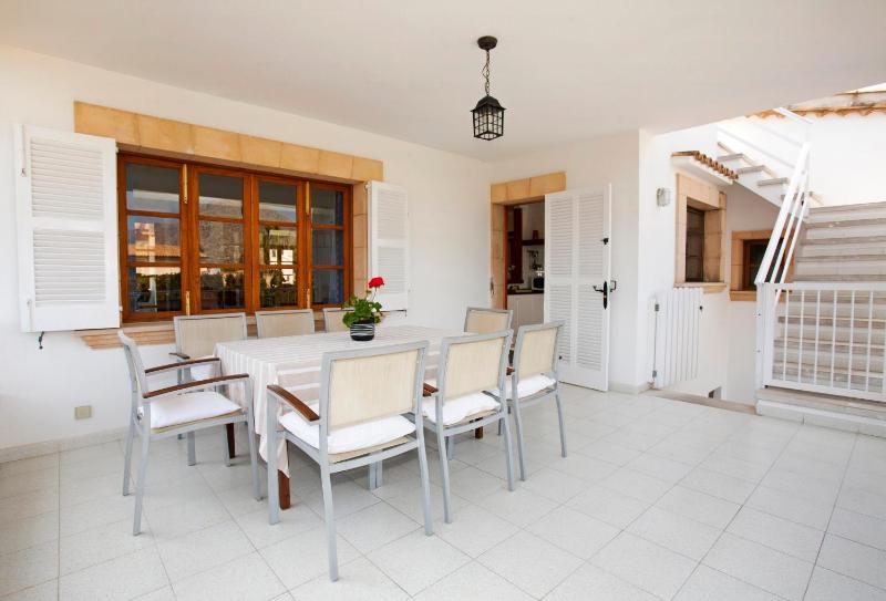 Villa image 1