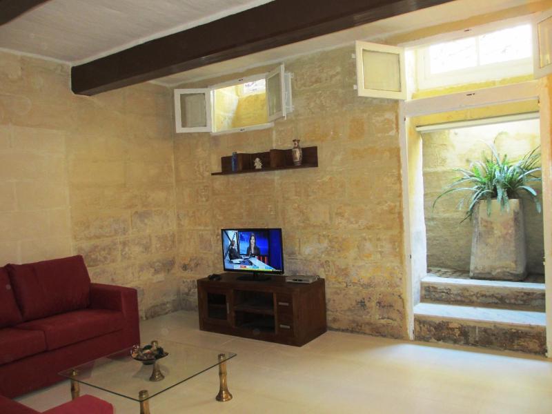 19th Century Apartment - image 5