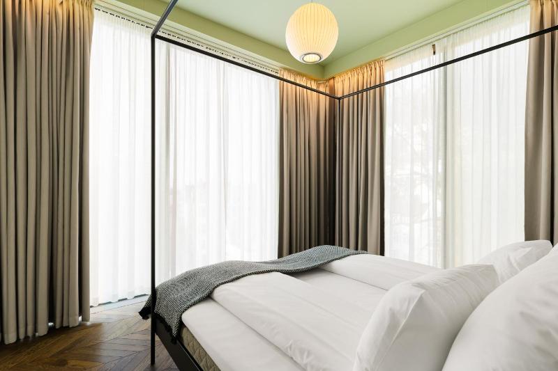 Grand Hotel Terminus - image 15