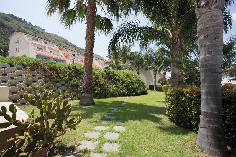 Hotel Tropis - image 3