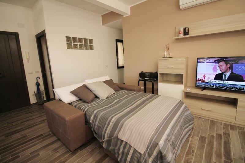 Three-Bedroom Apartment image 3