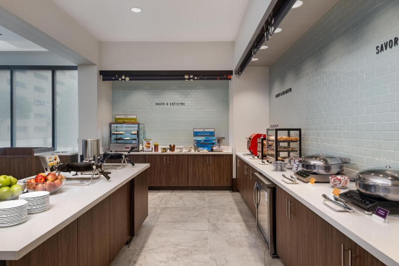 Home2 Suites by Hilton Houston Downtown Convention Center - image 45