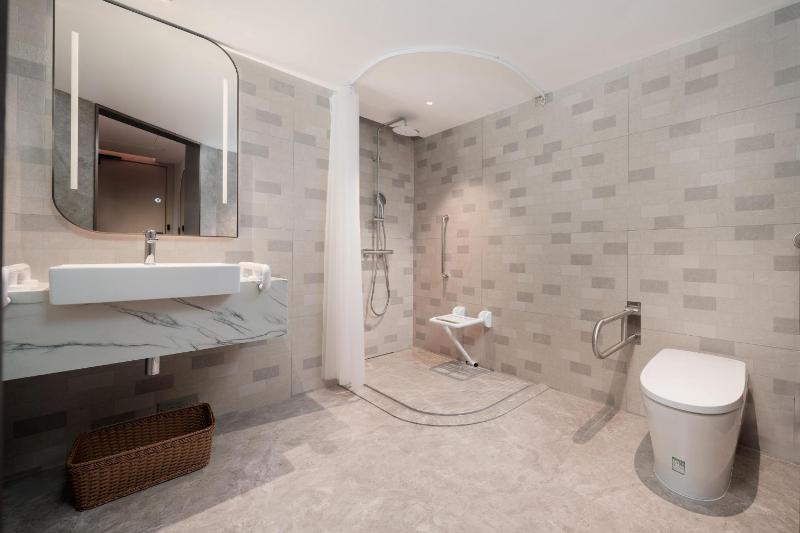 Hilton Garden Inn Shenzhen Luohu Port - image 43