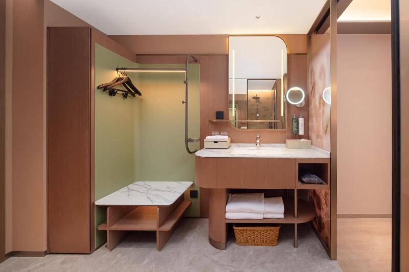 Hilton Garden Inn Shenzhen Luohu Port - image 18
