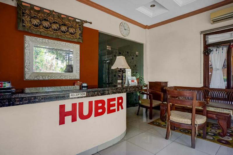 Collection O near University of Sumatera Utara formerly Huber Apartment - image 13
