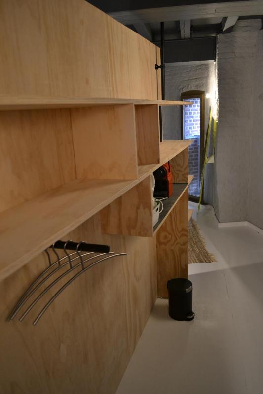 Deluxe Double Room with Private Bathroom image 3