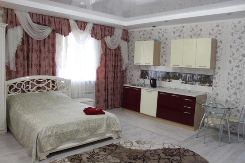 Studio Apartment image 2