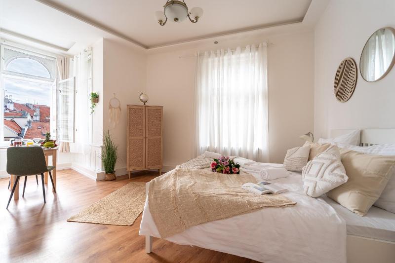 Celine Prague Luxury Hostel - image 1