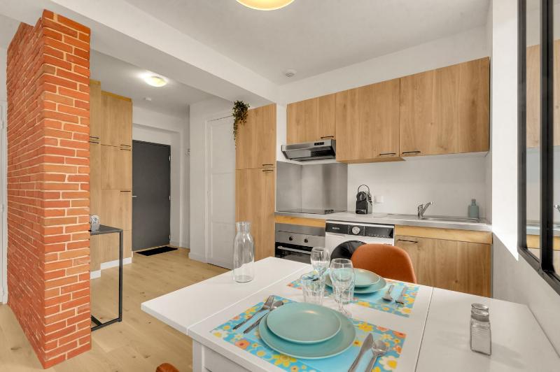 Piccolo - Studio calme et lumineux en centre-ville - image 10