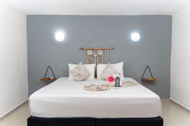 Ahava Hotel - image 14