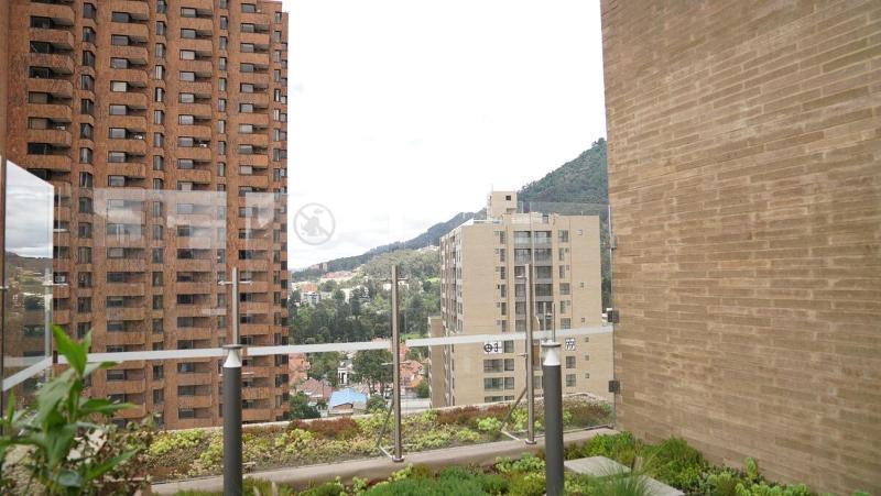 Luxury Loft Rooftop Pool & Gym Prime Bogota Location Near Monserrate & Museums - image 7