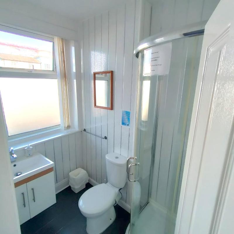 South Cliff Hotel - image 7