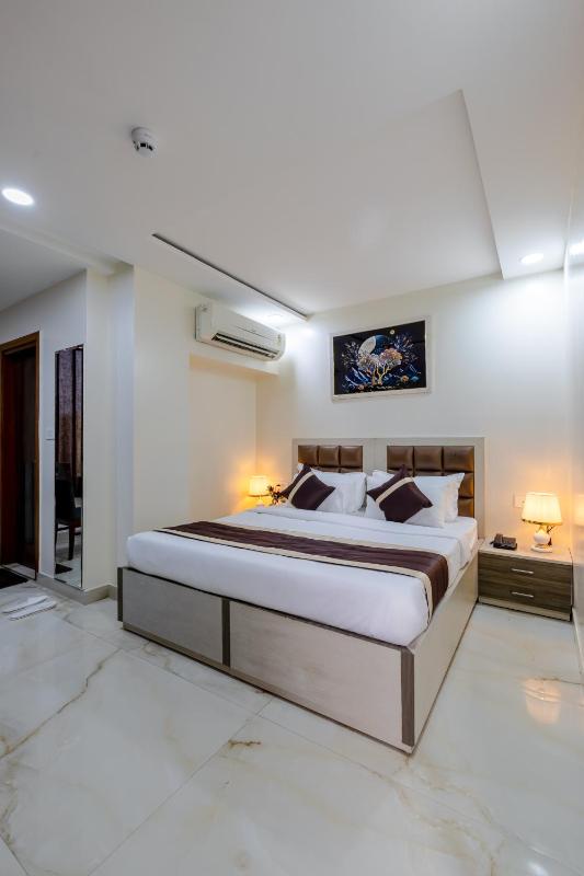 Hotel Ashirwad and Banquets # 5 Mins from Railway Station - image 15
