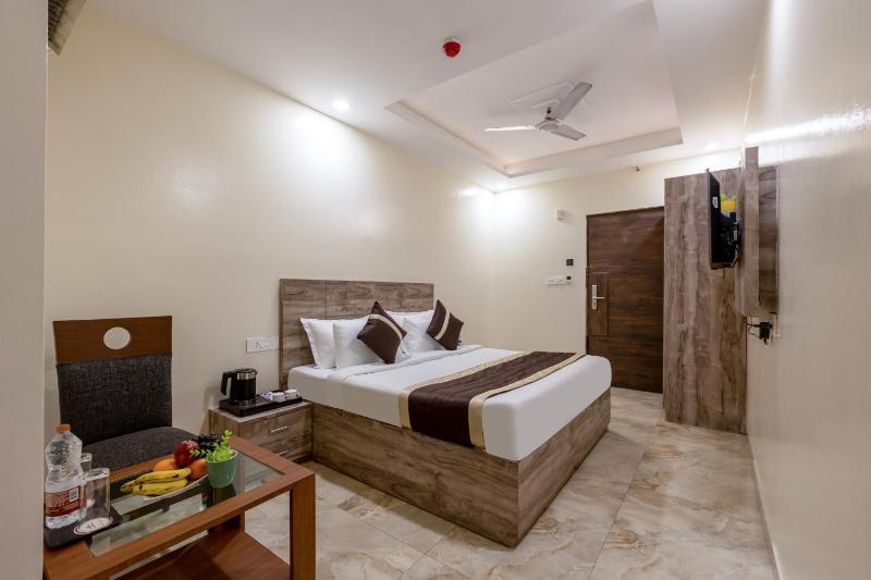 Hotel Ashirwad and Banquets # 5 Mins from Railway Station - image 35