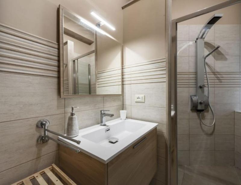 Aura Deluxe Apartments - image 10