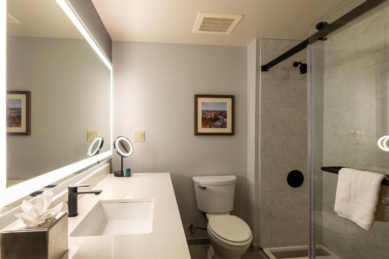 DoubleTree By Hilton Hotel Savannah Airport - image 33