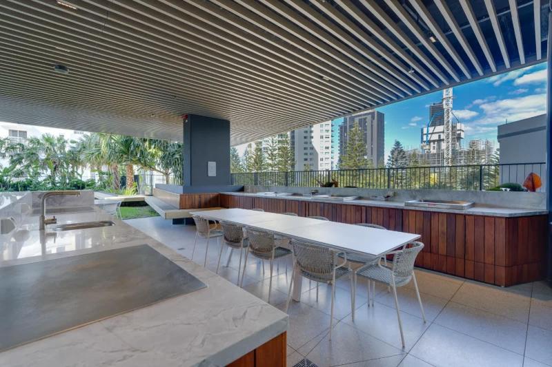 The Signature Broadbeach - image 11