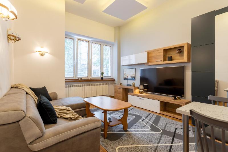 Golden Apartments - Cozy  Apartment in Top Location - Wspólna - image 13