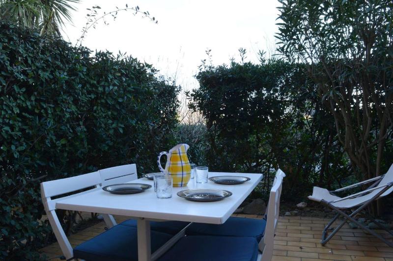 Appartement avec piscine collective 4 personnes SAINT CYPRIEN SUD sc490-084 - image 4
