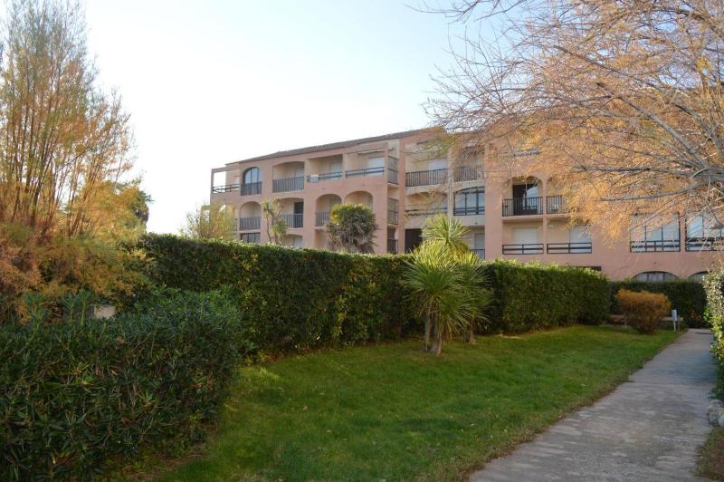 Appartement avec piscine collective 4 personnes SAINT CYPRIEN SUD sc490-084 - image 8