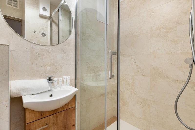 Kompaktowe Studio Blisko Molo w Sopocie by Noclegi Renters - image 13
