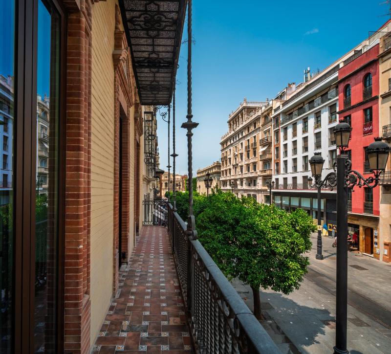 Serras Sevilla - image 10