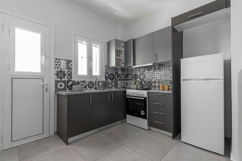 3 Bedroom Petralona - image 12