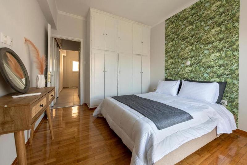 3 Bedroom Petralona - image 11