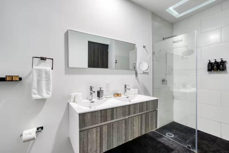 HOM Roma l Unique 1 BR in Mexico City - image 14