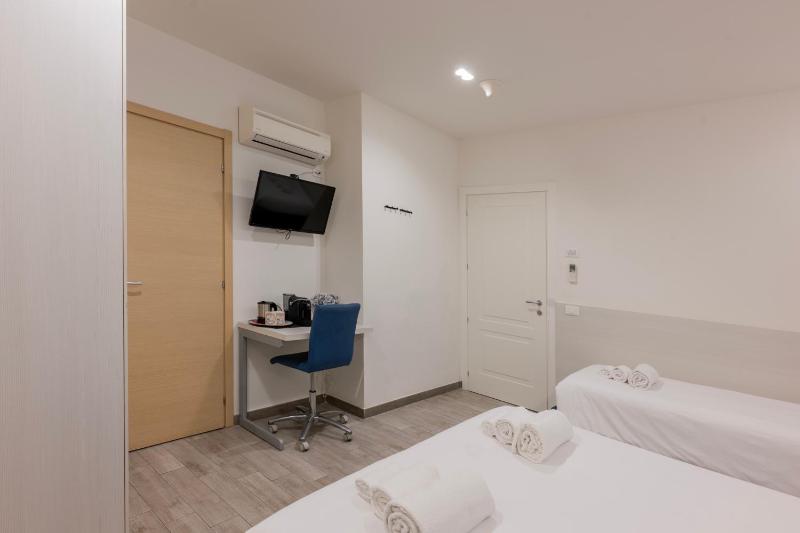 5 Terre Lodge - image 15