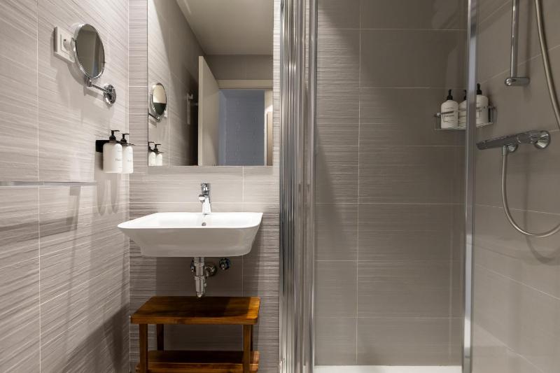 Colectia Hotel Urumea - image 39