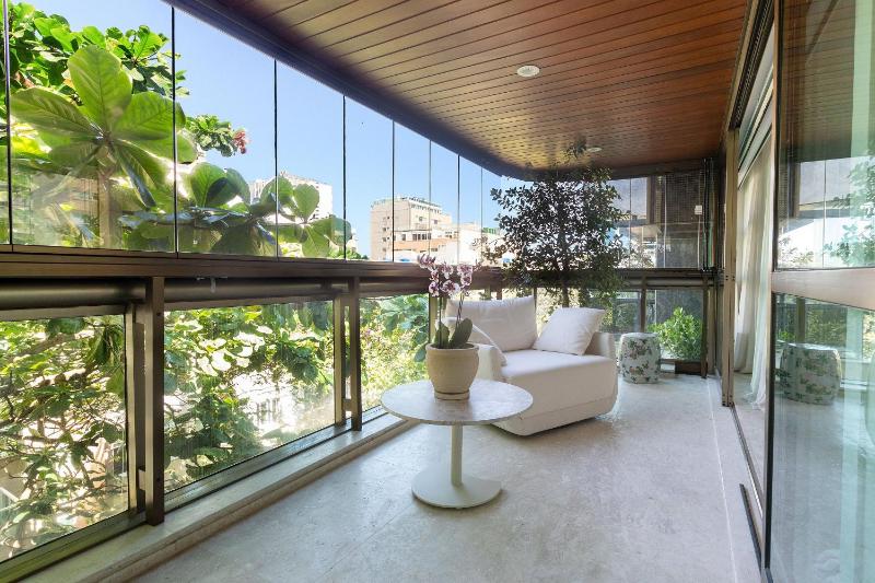 Rio063 - Exclusive triplex penthouse overlooking Leblon - image 2