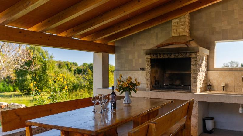 House Luna by Villas Guide - image 29