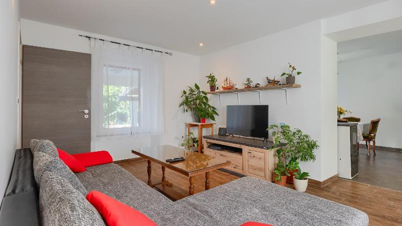 House Luna by Villas Guide - image 24