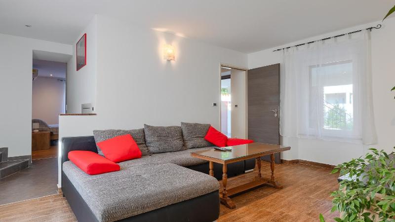 House Luna by Villas Guide - image 27
