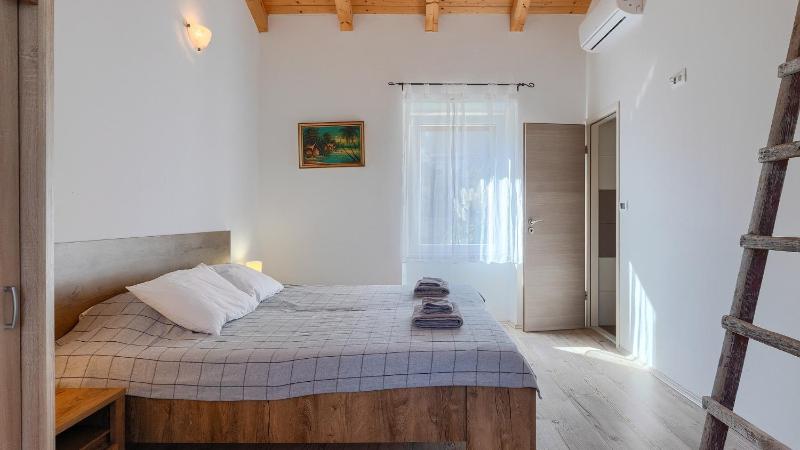 House Luna by Villas Guide - image 14