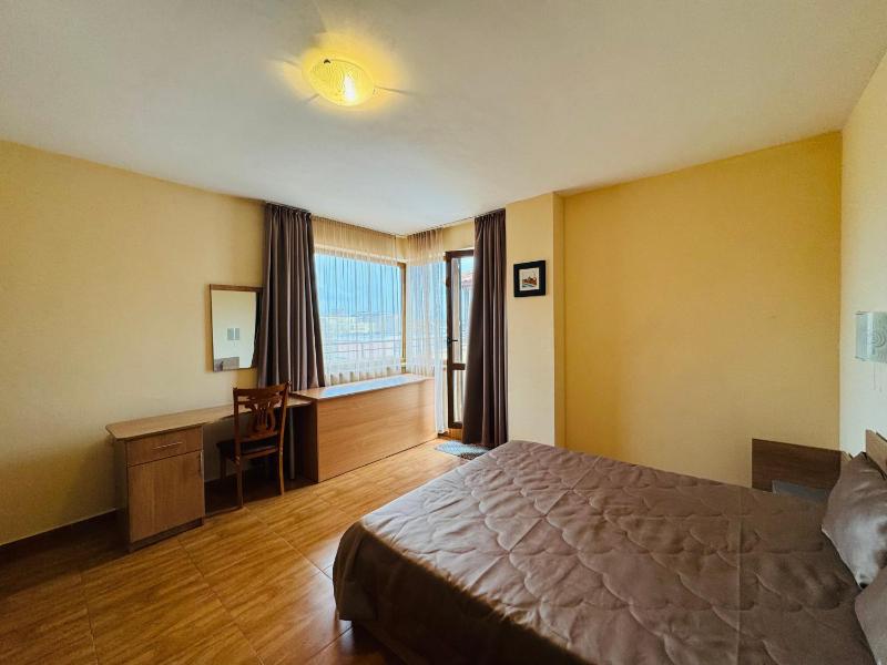 Sunny Dreams A 26 One Bedroom Apartament BIG Balcony - image 10
