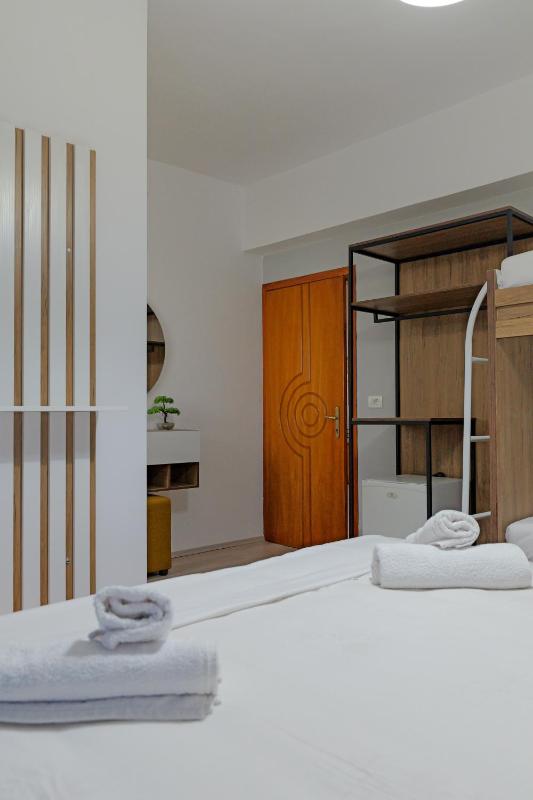 Sunny Hotel - image 5