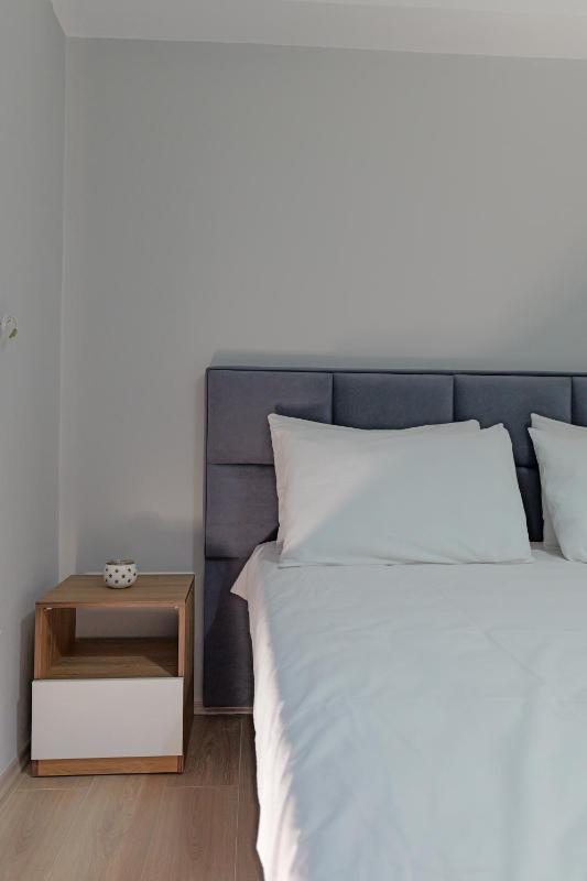 Sunny Hotel - image 16