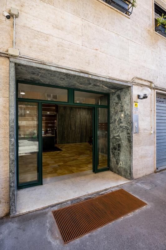 Santopaolo Boutique Apartments by Napoliapartments - image 6