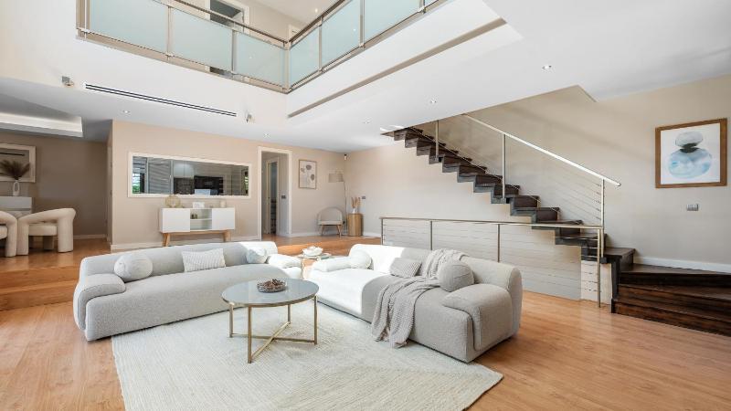 VACATION MARBELLA I Villa Riviera Del Sol Private Pool Jacuzzi Sauna Gym Cinema Billiard Walking Distance to the Beach - image 17