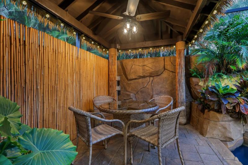 Coral Falls-Private Resort-Style Retreat with Pool Spa Tiki Hut - image 49