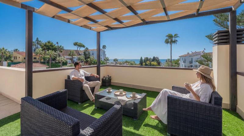 VACATION MARBELLA I Villa Riviera Del Sol Private Pool Jacuzzi Sauna Gym Cinema Billiard Walking Distance to the Beach - image 9
