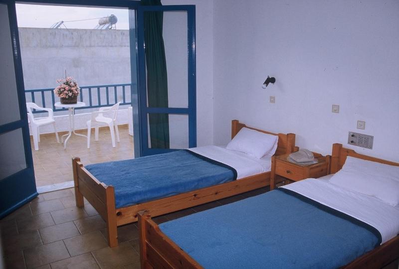 Friday Hotel - image 4