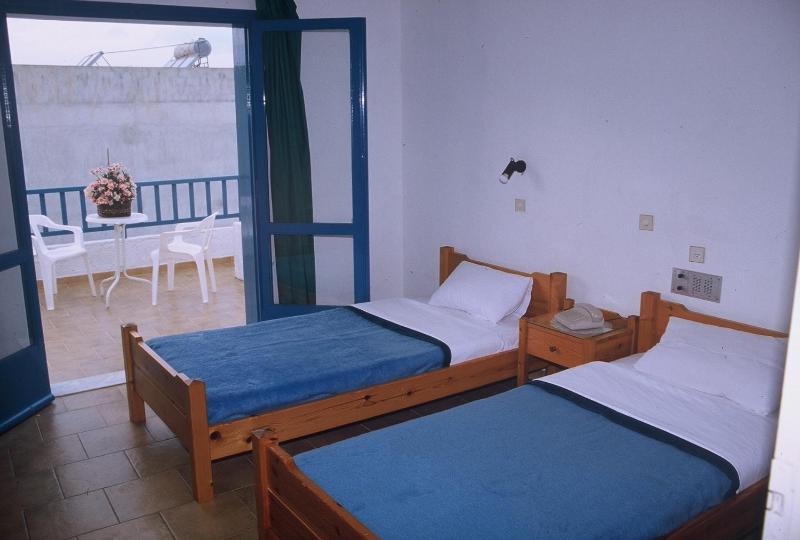Friday Hotel - image 5