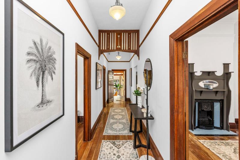 North Perth 3BR Home Steps To Hyde Park & Dining - image 6